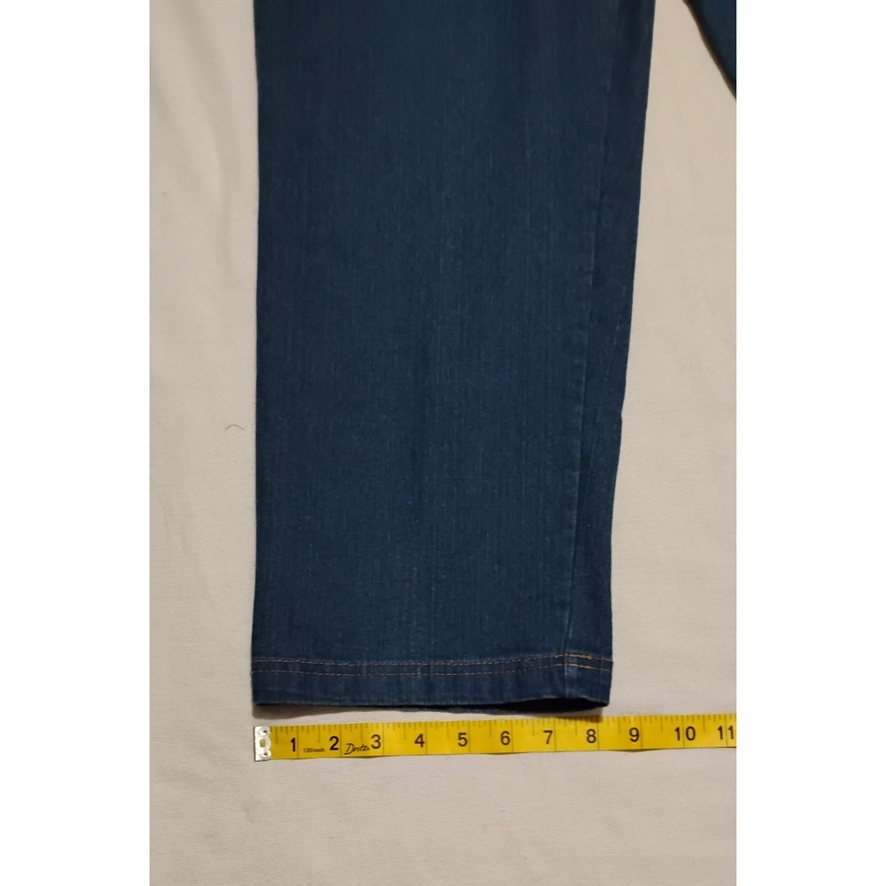 Laura Scott Women's Pull-On Stretch Denim Jeans Blue Medium Wash Straight 16 - Picture 4 of 8